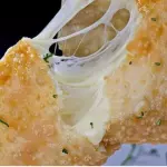 Pastel Queijo Minas c/ orégano