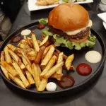 HAMBURGUESA SENCILLA