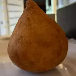 Coxinha de mandioca com Frango