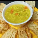 Sopa de Legumes com Frango e macarrã(cópia)