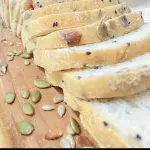 Pão de Forma com SEMENTES