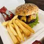 BURGER HAWAIANA C/PAPAS