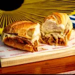 Sanduíche Carne Louca