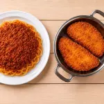 MACARRÃO MOLHO E Á MILANESA CROCANTE