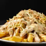 SALCHIPAPA DE POLLO