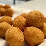 Bolinha de Carne de Sol