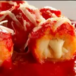 Nhoque de batata recheado com mussa