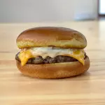 Original Cheese Burger Con Papas y S