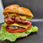 Guacamole Baccon