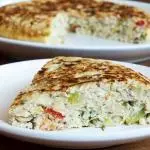 Tortilla con pollo y verduras
