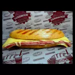 SANDWICH DE PAVO.