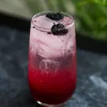 Soda de Mora y Té Verde