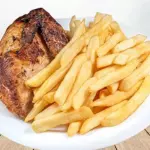 1/4 DE PECHUGA CON PAPAS FRITAS
