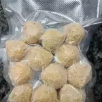 10 Bolinha de Queijo  congelada