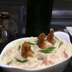 Macarrão ao molho Alfredo Ebi Kani