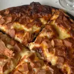 Pizza de jamón y queso