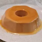 Pudim Pingado de Padaria