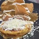 Huevos Rellenos