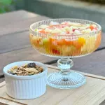 Salada de frutas com granola