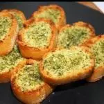 Porción panes de ajo