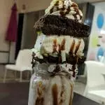 Freakshake brownie sandwich