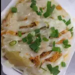 BATATA RECHEADA FRANGO DESFIADO COM CATUPIRY