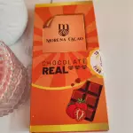 BARRA DE CHOCOLATE 75% CON FRESAS