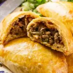 EMPANADA DE CARNE MOLIDA