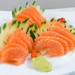 Sashimi de salmão fatias salmão 16