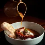 Bisque, polvo e espuma de trufas