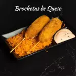 BROCHETA DE QUESOS