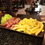 Calabresa + Fritas