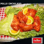 Pollo enchilado.