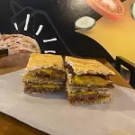 𝑪𝑨𝑹𝑳𝑰𝑩𝑼𝑹𝑮𝑼𝑬𝑹