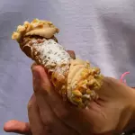 Cannolo de caramelo salado