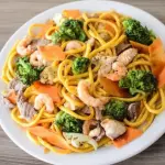 YAKISOBA 1 PESSOA (aprox 500g)