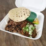 Pinto con birria