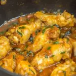 FRANGO AO MOLHO