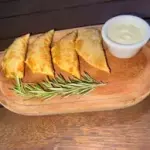 MINI PASTEIS DE CAMARÃO
