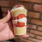 Copo de ninho c/ morango