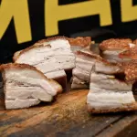 Chicharrón con carne 200gr