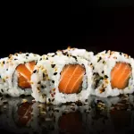 Uramaki salmão s/creme 5 peças