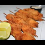 Espetinho de frango com queijo