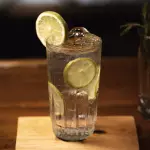 GIN TONIC