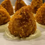 4 COXINHAS SEM MASSA (FRANGO)