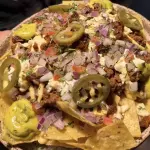 NACHOS CON CARNE