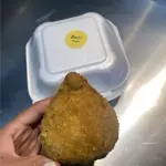 Coxinha de Frango com requeijão 180g