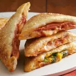 Calzones de peperoni