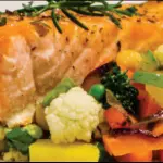 Salmão com legumes