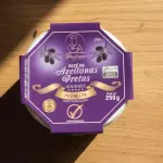 Patê de azeitonas pretas. Gourmet